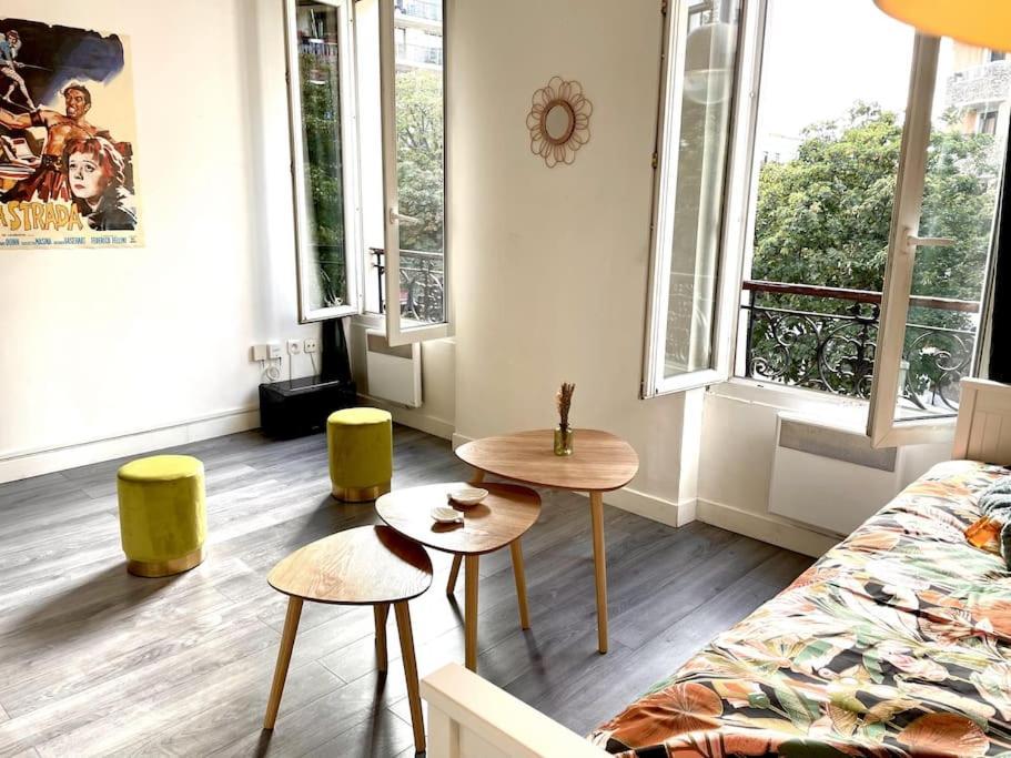 Charming Bright Sunny Studio Near Canal St Martin ปารีส ภายนอก รูปภาพ